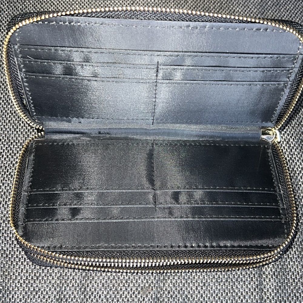 Wallet    - Picture 6 of 7